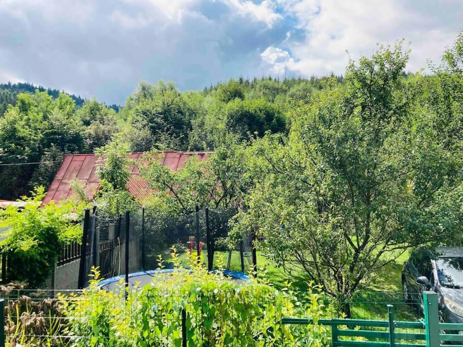Utulna Chaloupka Na Valassku Valašská Bystřice Extérieur photo